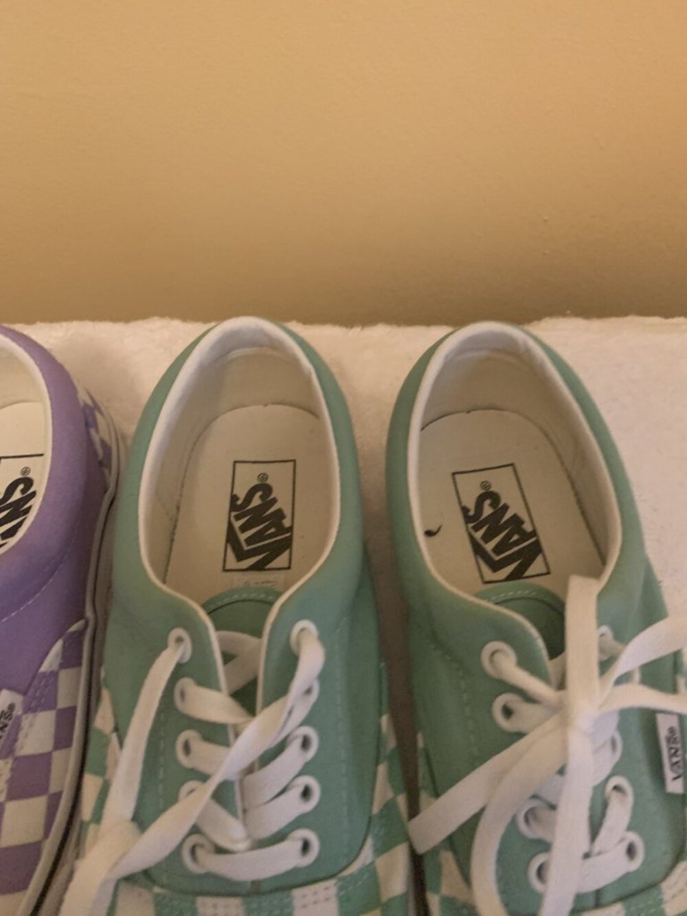 Vans - Picture 7 of 7
